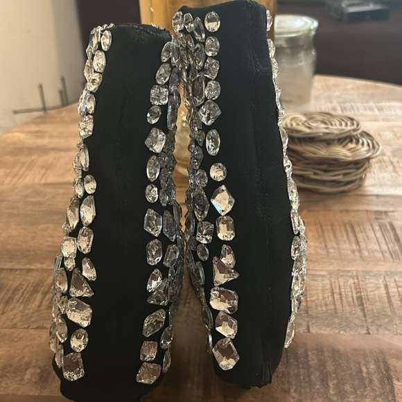 AZALEA WANG STOPPIN THE WHOLE SHOW STILETTO SANDAL IN BLACK - Picture 5 of 6